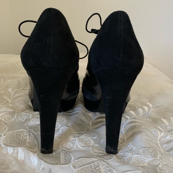 💵 SALE* Stuart Weitzman Lace Up Platform Heels - Picture 6 of 10